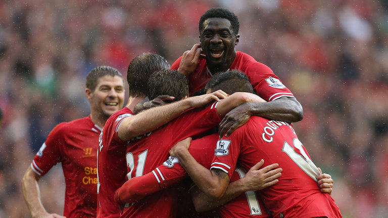 快速反击直接打穿整条防线（闪电反击一举撕裂整条防线）