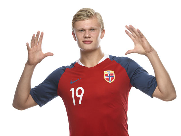 斯洛特：在利物浦每天都得证明自己，不能说拿过冠军就没问题（斯洛特：冠军在手也不能松懈，在利物浦每天都要证明自己）