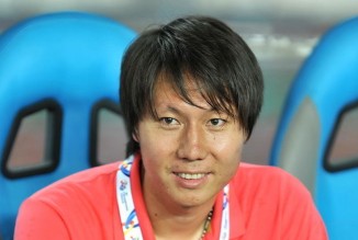 全北现代队长朴镇燮将加盟浙江队，补强后防，提升球队竞争力。（全北现代队长朴镇燮即将加盟浙江队，强化后防，提升竞争力）