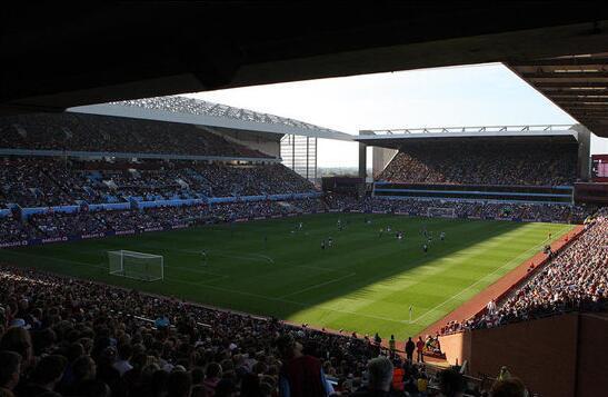 略伦特：若没被西班牙征召我也不难过；我现在享受品葡萄酒（略伦特：即便不入选西班牙队也坦然，如今正享受品葡萄酒的时光）