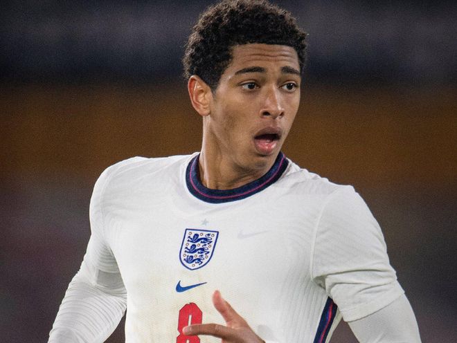 胡金秋19分 CBA俱乐部杯浙江广夏92-89击败北京（CBA俱乐部杯：胡金秋砍下19分，浙江广厦92-89险胜北京）