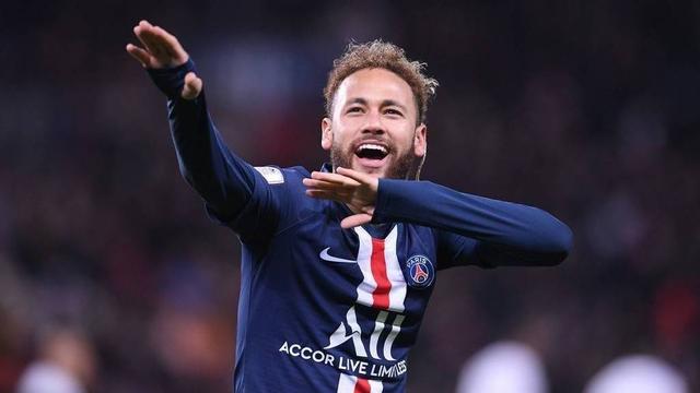 法尔克：利物浦领跑格伊争夺战，拜仁目前优先与于帕续约（法尔克：利物浦领先格伊竞逐，拜仁优先推进与于帕续约）