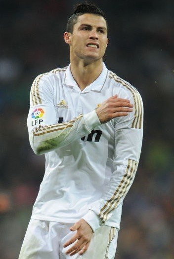 对手在防他的时候完全没办法（对手对他的防守束手无策）